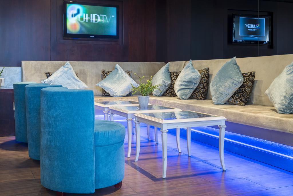 Hotel Le Vendome Città del Capo Esterno foto The lounge at the airport