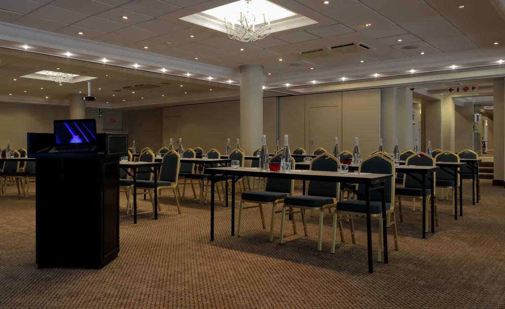 Hotel Le Vendome Città del Capo Esterno foto The conference room