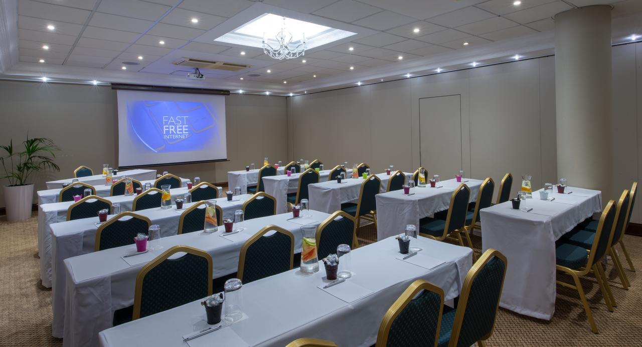 Hotel Le Vendome Città del Capo Esterno foto The conference room at the hotel